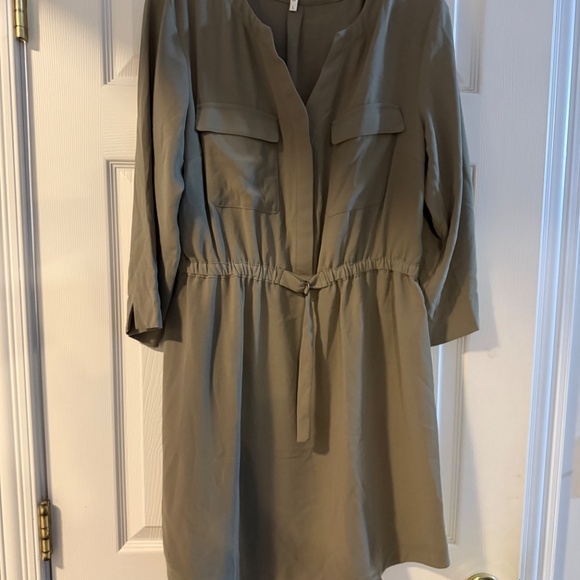 Olive green dress - Picture 4 of 4